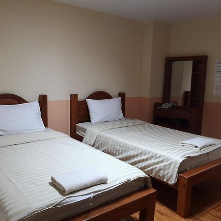 Hotel Sab Suwarn Mansion Suphanburi Esterno foto