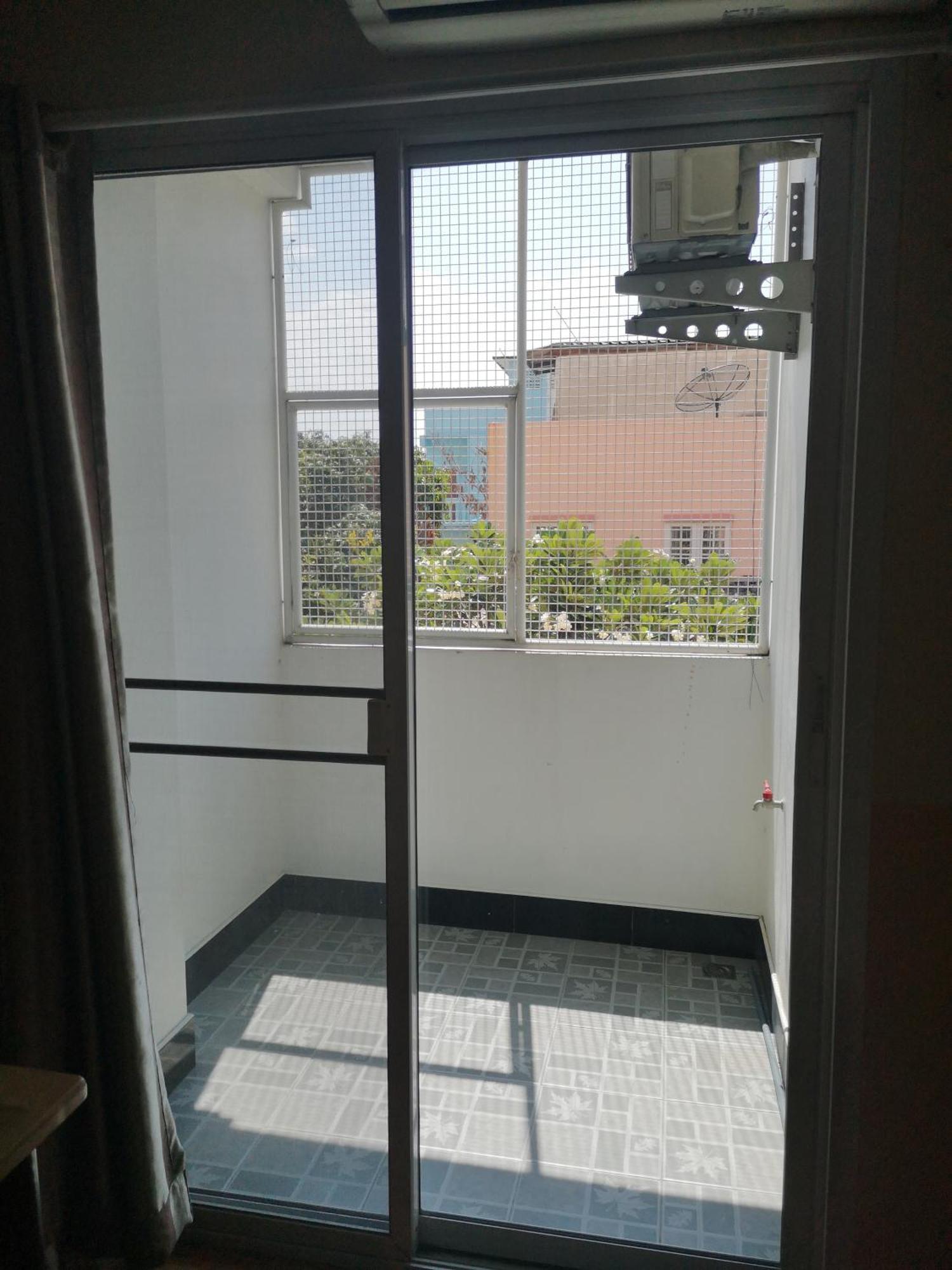 Hotel Sab Suwarn Mansion Suphanburi Esterno foto